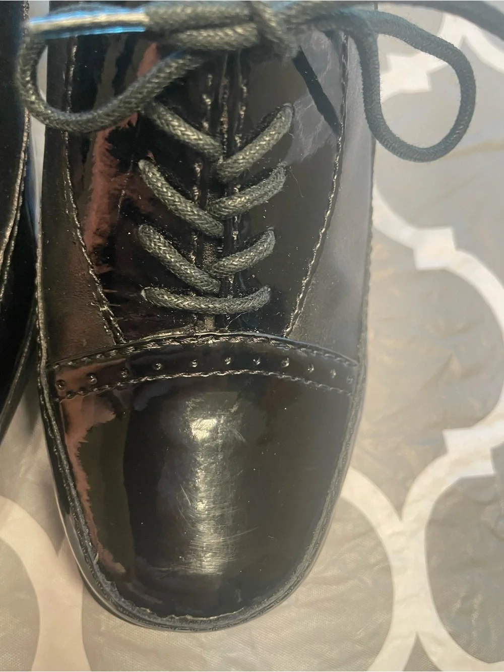 Clarks Bendables Honest Lace-Up Patent Leather Oxford Heels icon goth witchy 6.5